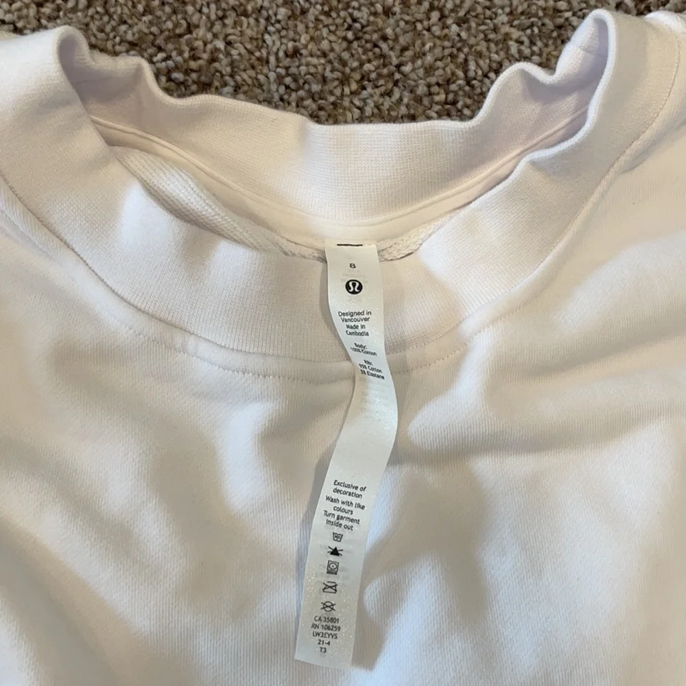Lululemon Perfectly Oversized Crew Color White Size 8
